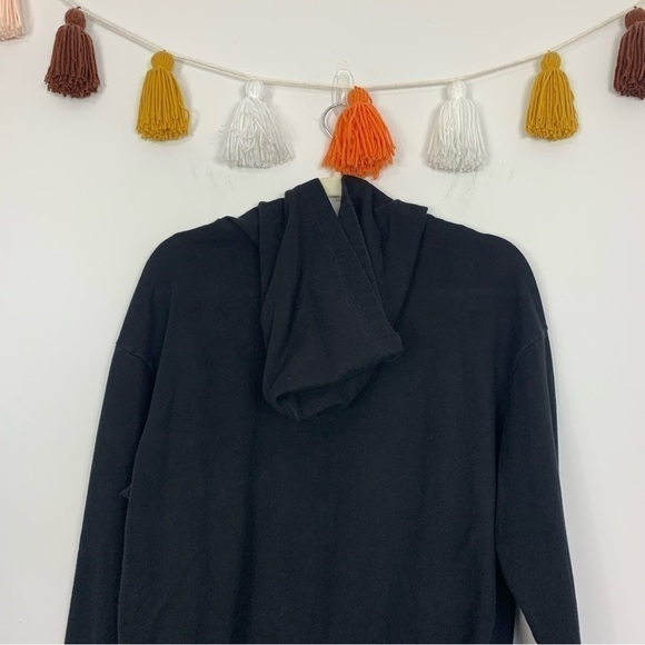 T.La Cropped Black Hoodie Size Large - Picture 6 of 10